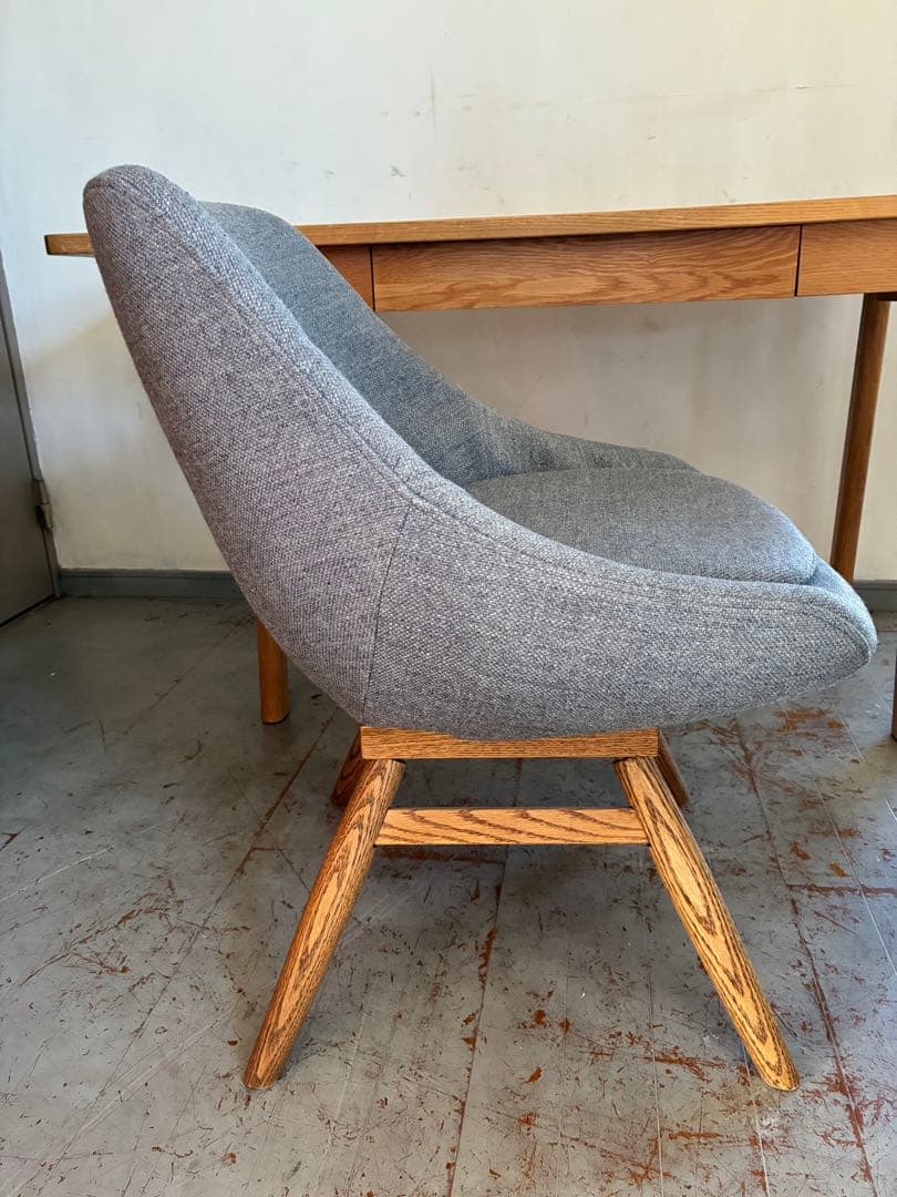 miminoko モモナチュラル M-ROUND CHAIR