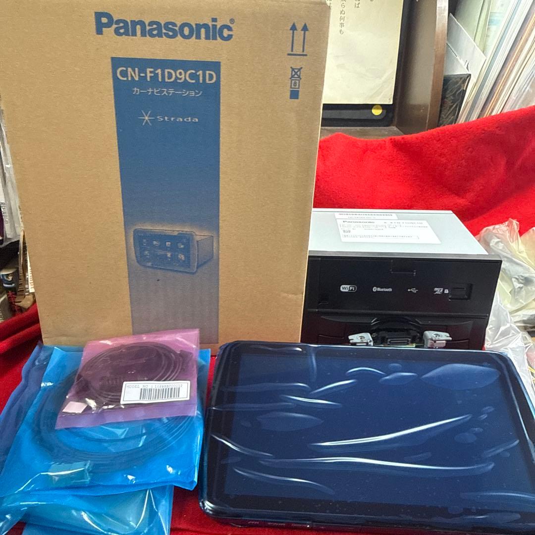 Panasonic CN-F1D9C1D カーナビ(R7.8.25購入新品同様)