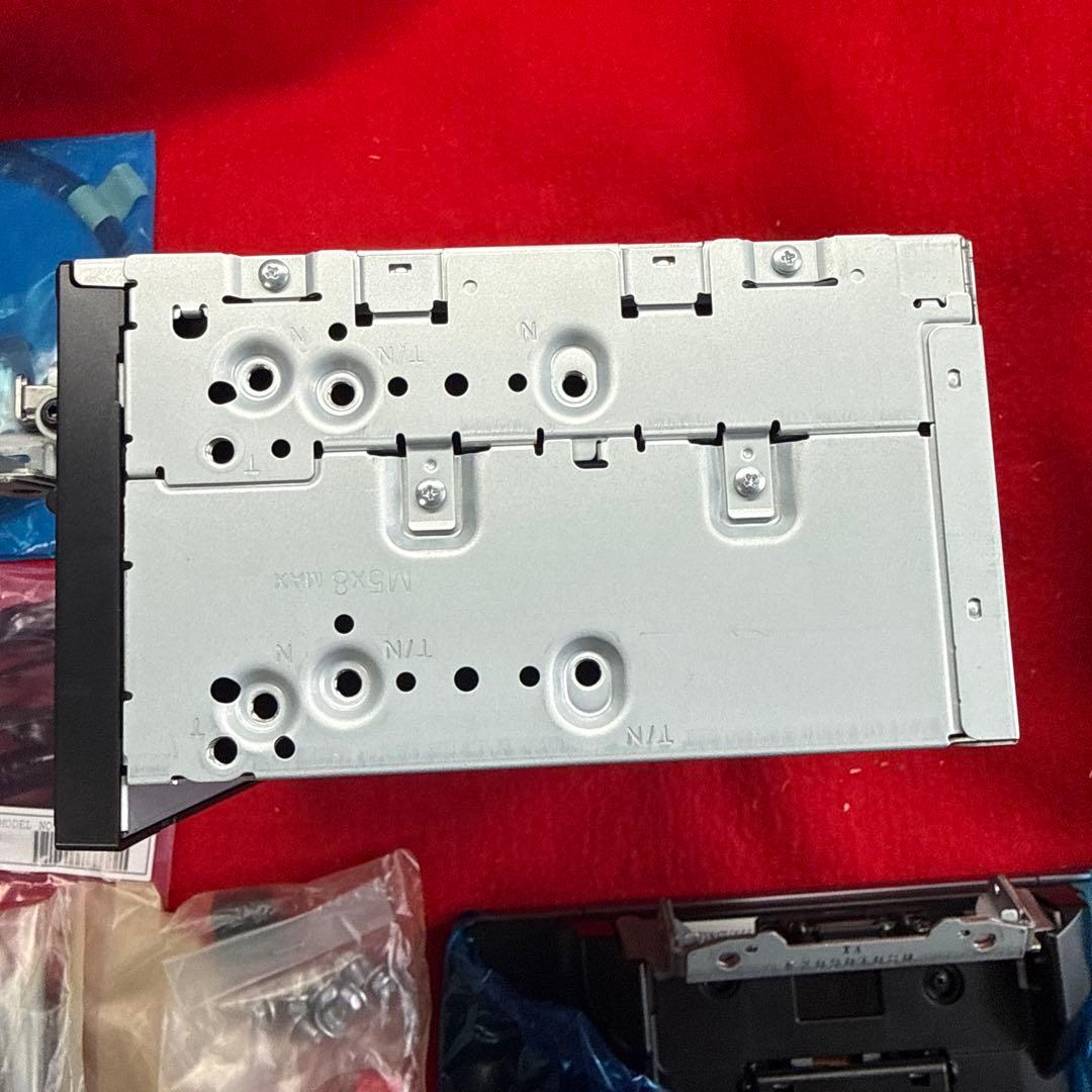 Panasonic CN-F1D9C1D カーナビ(R7.8.25購入新品同様)