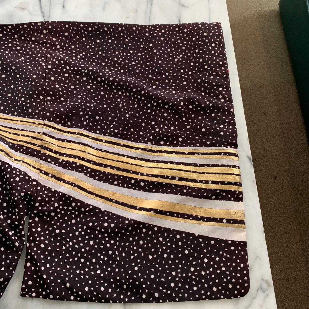 男踊り衣装　黒地に金