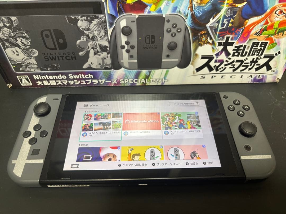 Nintendo Switch 大乱闘スマッシュブラザーズ モデル