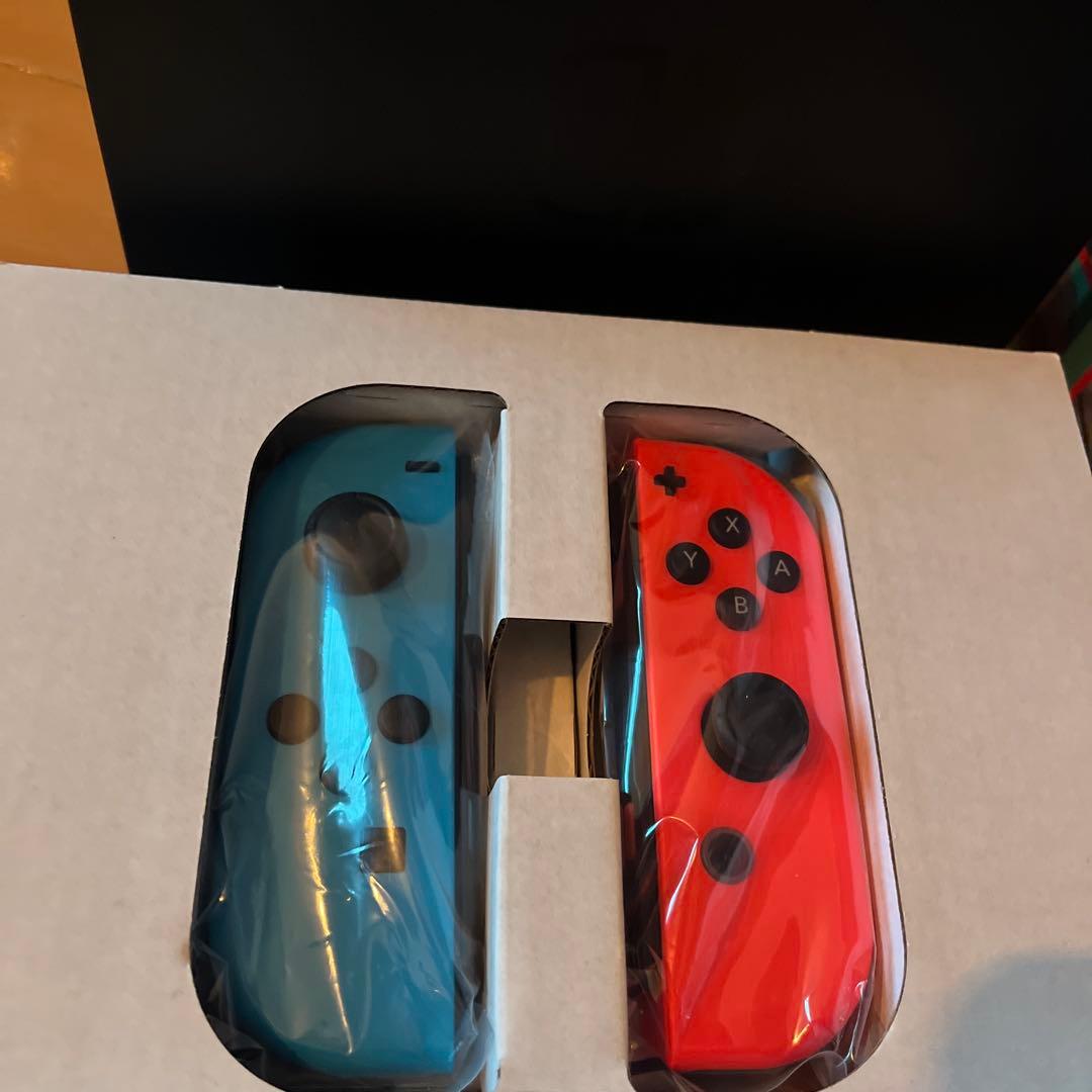 Nintendo Switch 本体 ネオンレッド/ネオンブルー