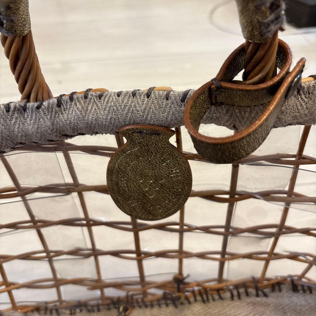 エバゴス　かごバッグ 透明素材 金色リボン付き