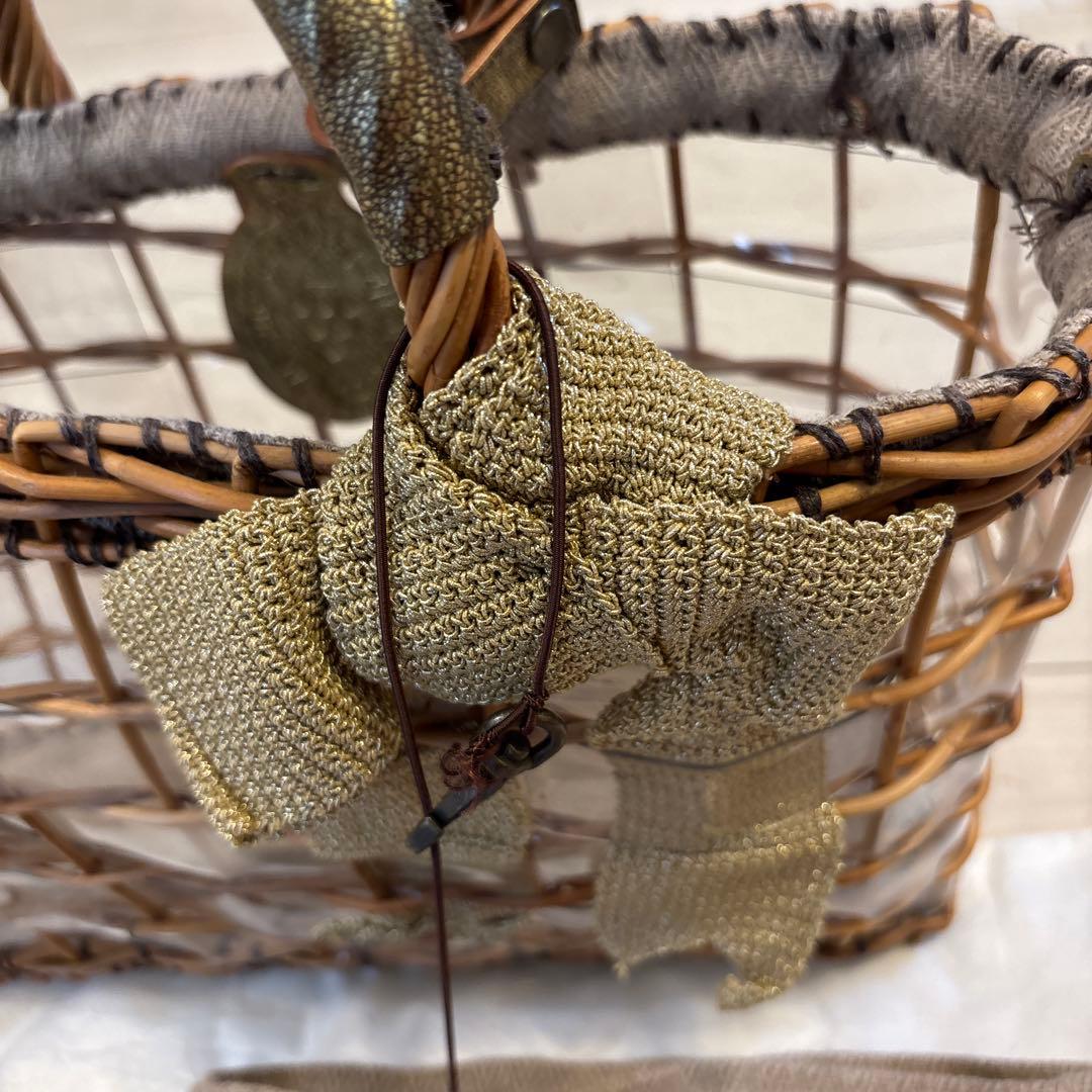 エバゴス　かごバッグ 透明素材 金色リボン付き