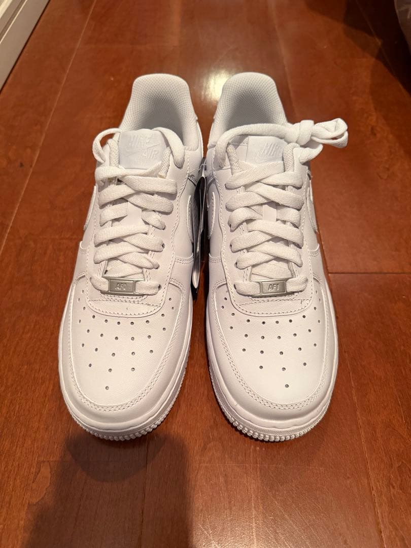 新品未使用品　Nike Air Force 1 ホワイト24.5cm