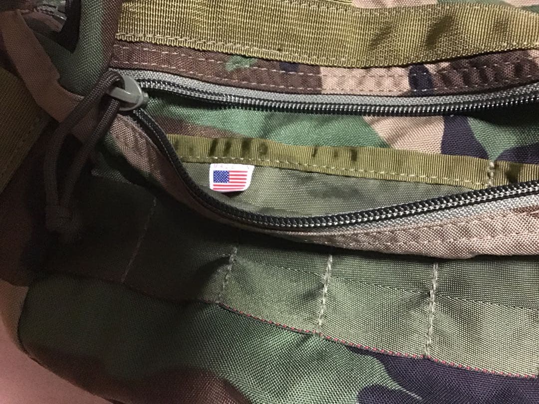 【美品】BRIEFING ブリーフィング　迷彩　バッグ　MADE IN USA
