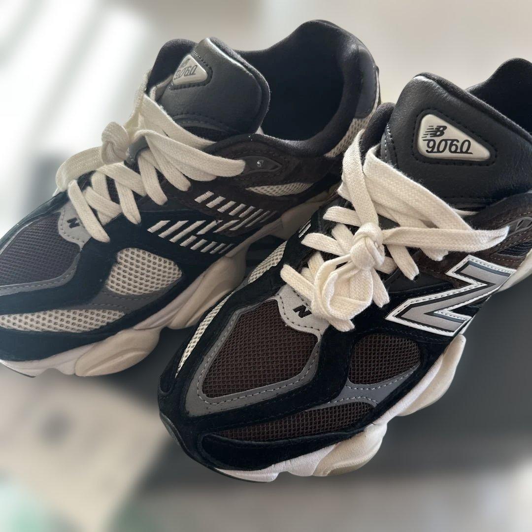 ニューバランス　9060 U9060BRN ブラック　ブラウン　23.5 新品