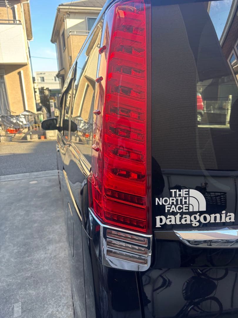 DazzFellows LEDテール ヴォクシーノアエスクァイア80系