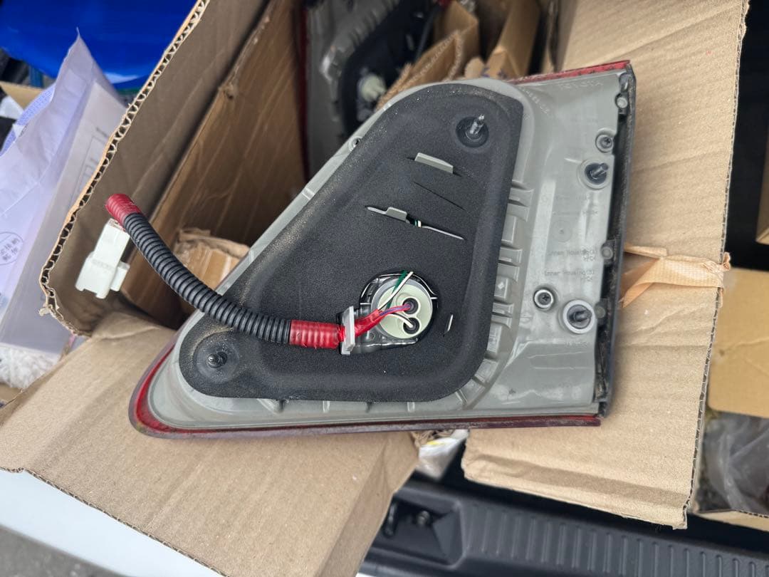 200系 クラウンロイヤル　テールランプ