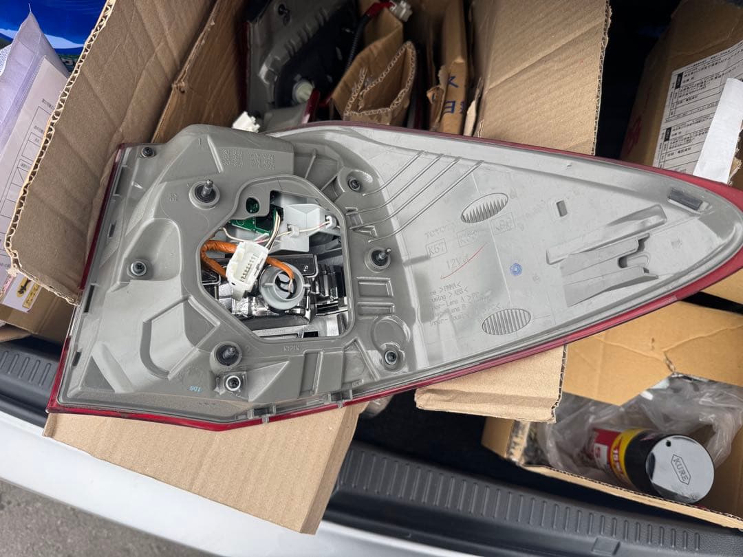 200系 クラウンロイヤル　テールランプ