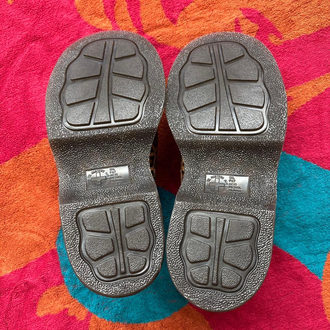 ドクターマーチン　BUZZ5 UK5 24CM