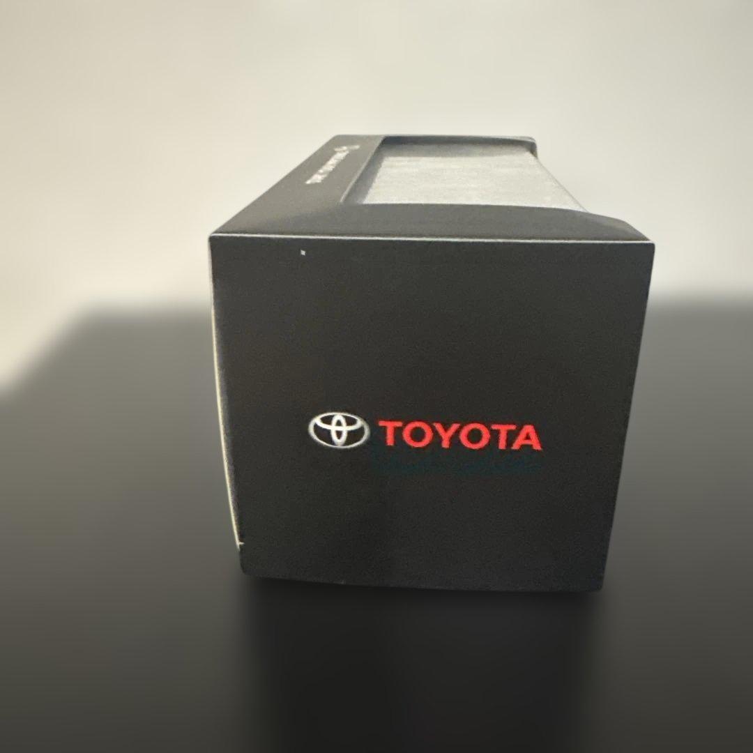 TOYOTA ハリアー プレシャスブラックパール