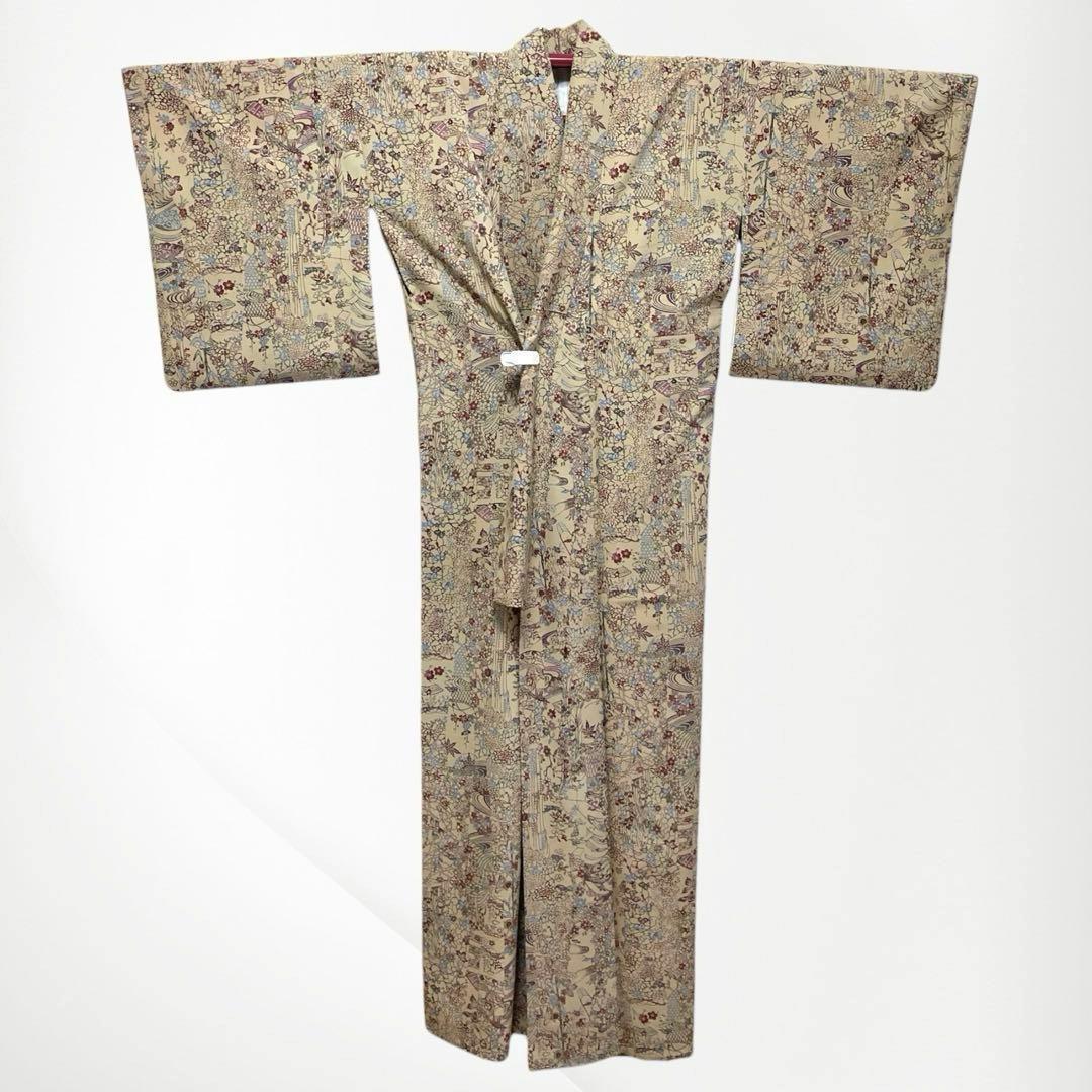 【良品✨】東レシルック　洗える着物　小紋　型染調　伽羅色　薄い茶色　草花模様E6