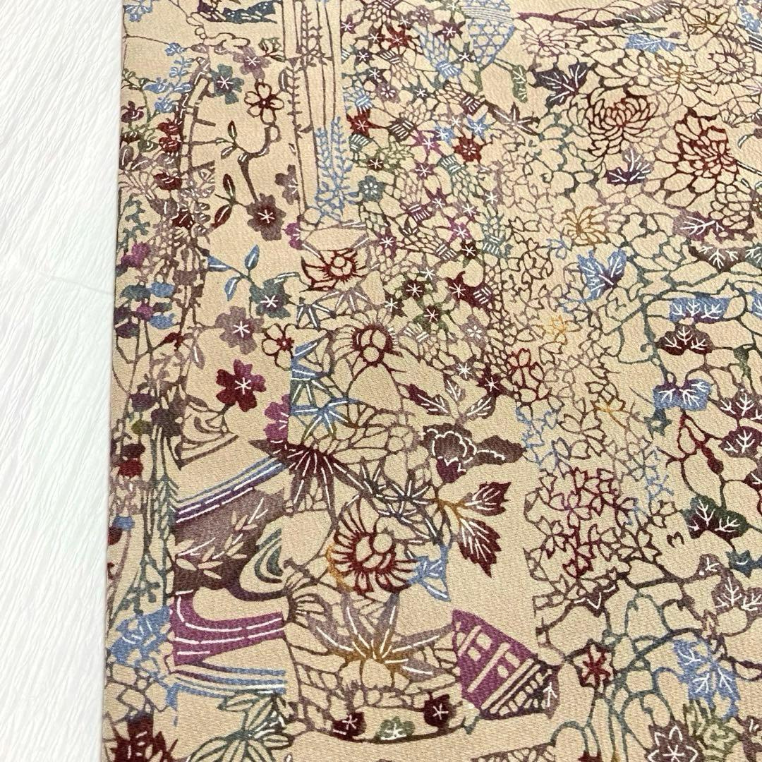 【良品✨】東レシルック　洗える着物　小紋　型染調　伽羅色　薄い茶色　草花模様E6