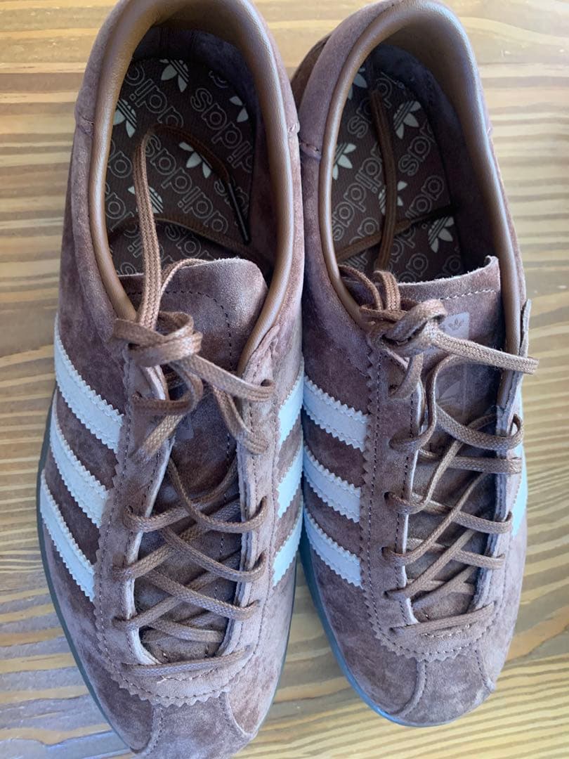 ⭐︎新品未使用⭐︎ アディダス 別注 TOBACCO フリークスストア 24cm