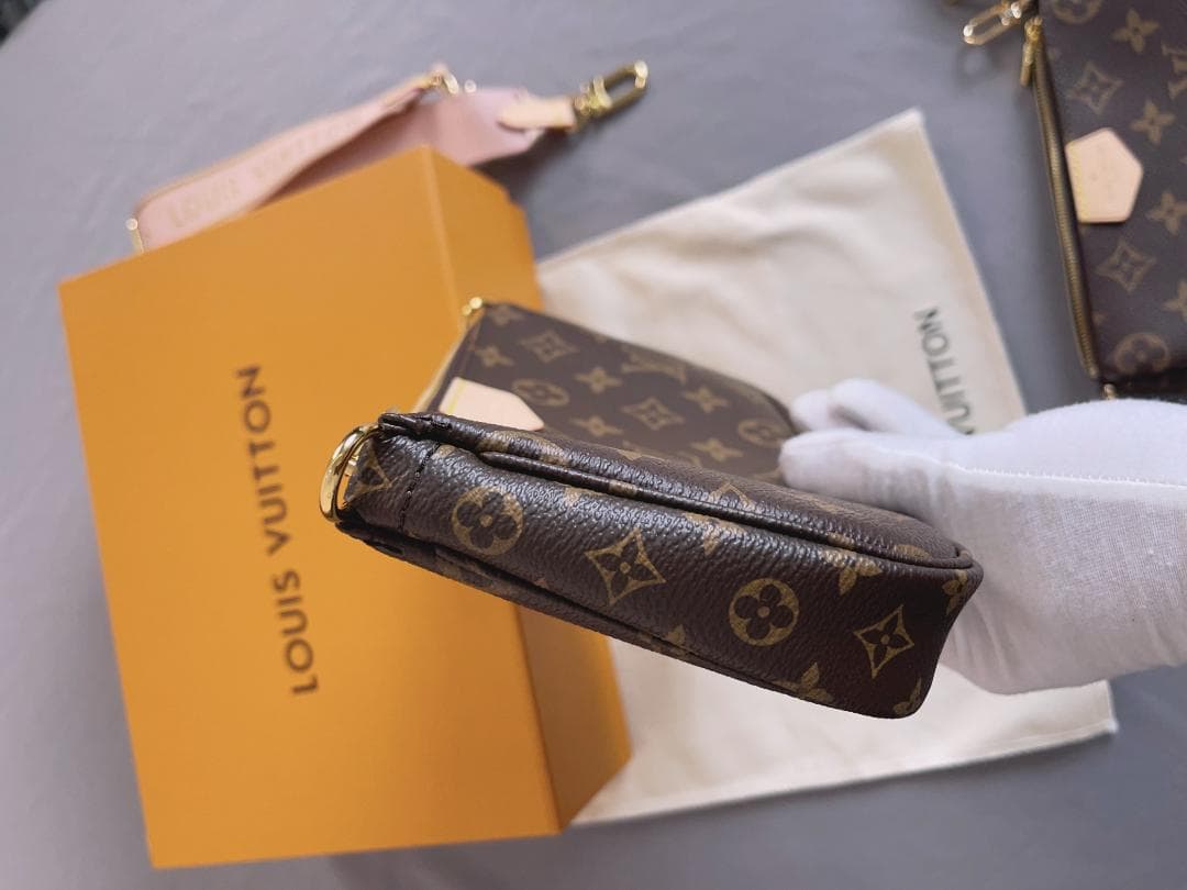 ミュルティポシェットアクセソワール M44840