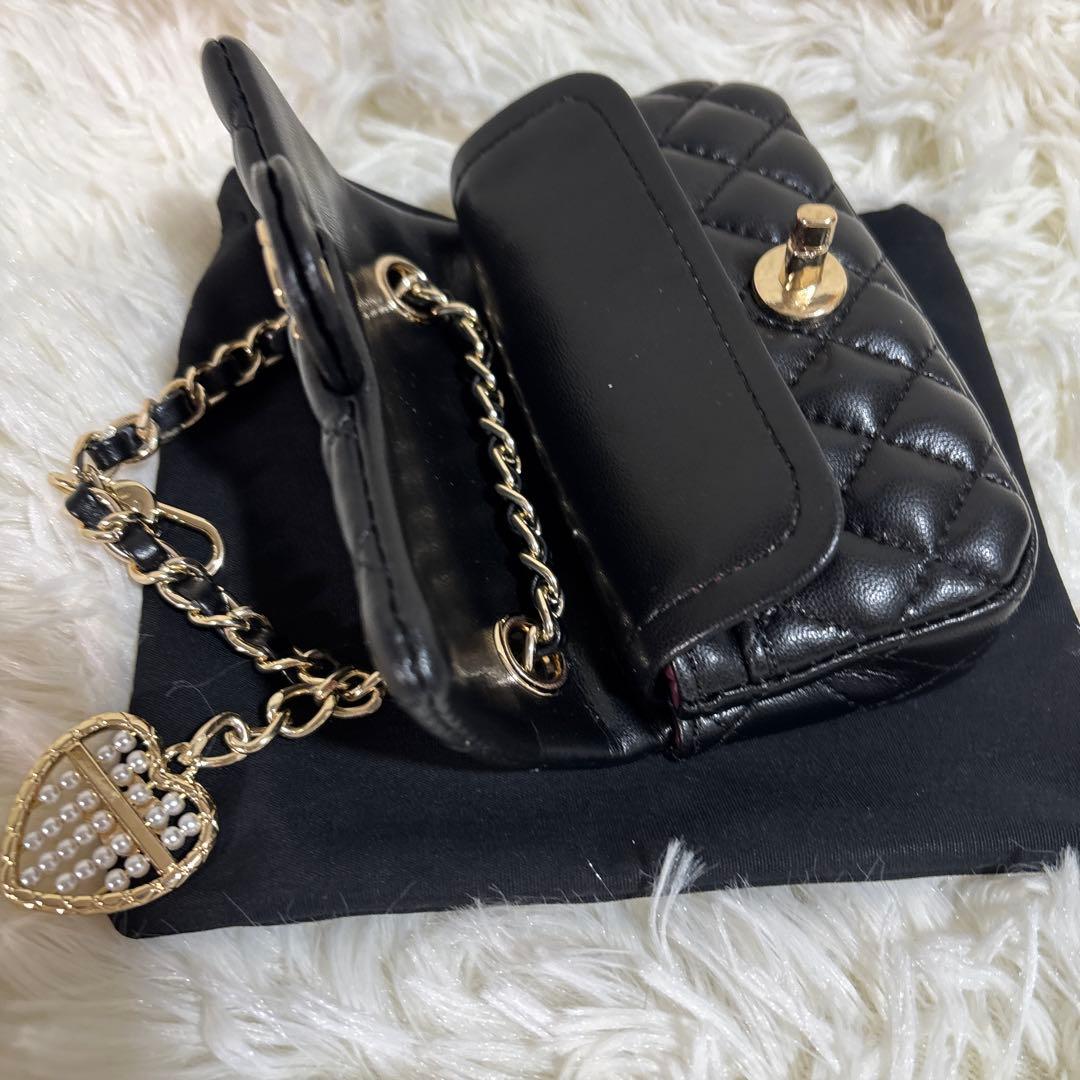 CHANEL ブラック ミニバッグ キルティングノベルティ