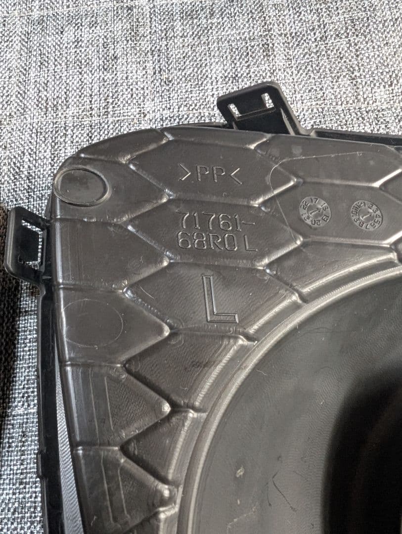 zc33s スイフトスポーツ フロントグリル　フォグランプベゼル左右