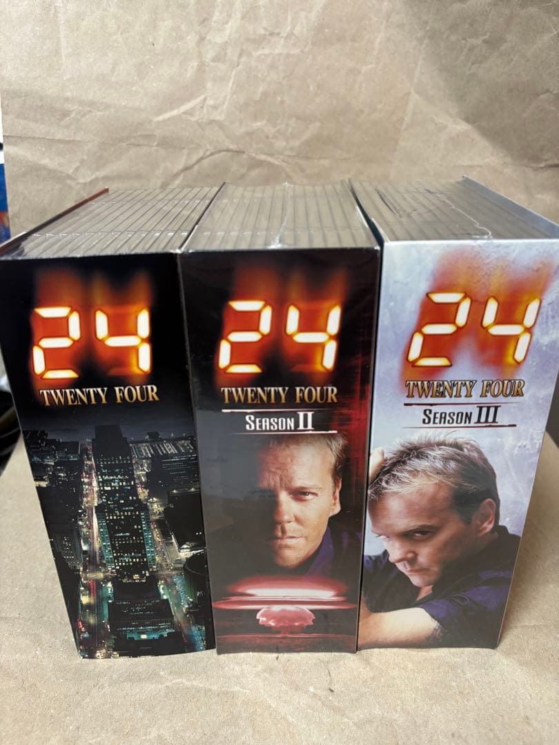 24 トリロジーボックス36枚組