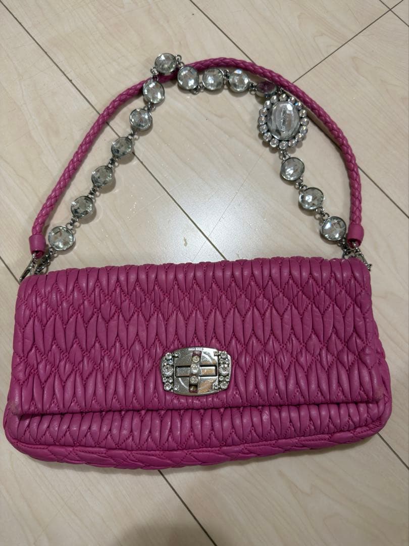 MIUMIU ナッパクリスタル