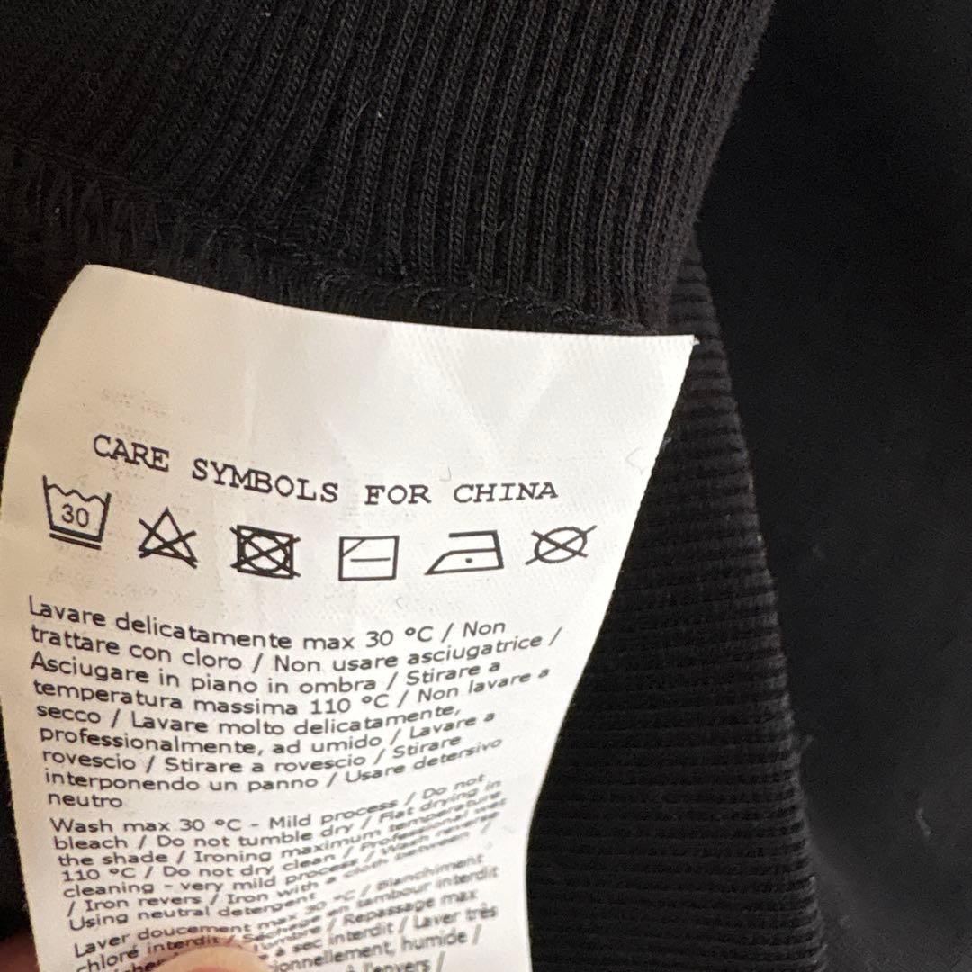 【値下げ】美品、Max Mara ブラック パーカー　XS