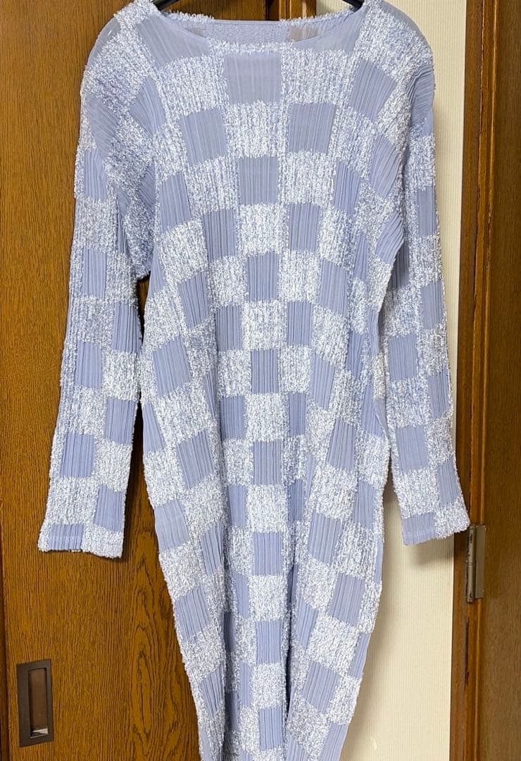 プリーツプリーズ　NEBULA ライトブルー　3 plpl ワンピース　格子柄