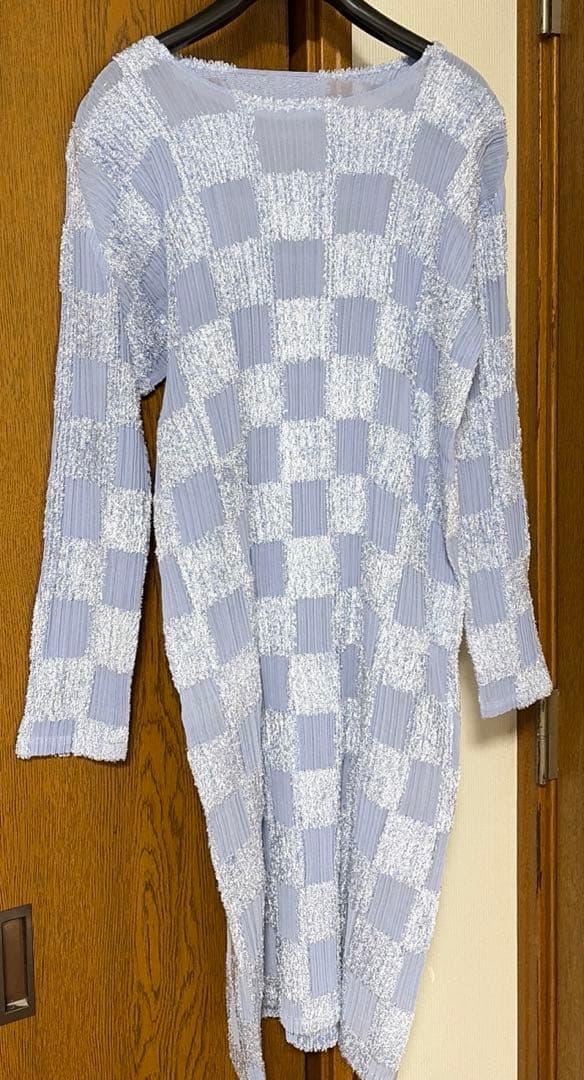 プリーツプリーズ　NEBULA ライトブルー　3 plpl ワンピース　格子柄