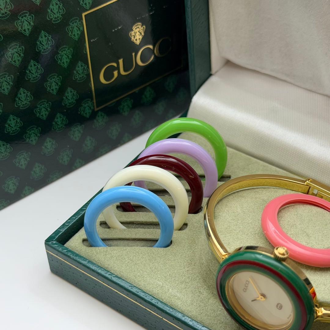 動作未確認　グッチ　チェンジベゼル　クォーツ　ベゼル11個付　美品　箱付き