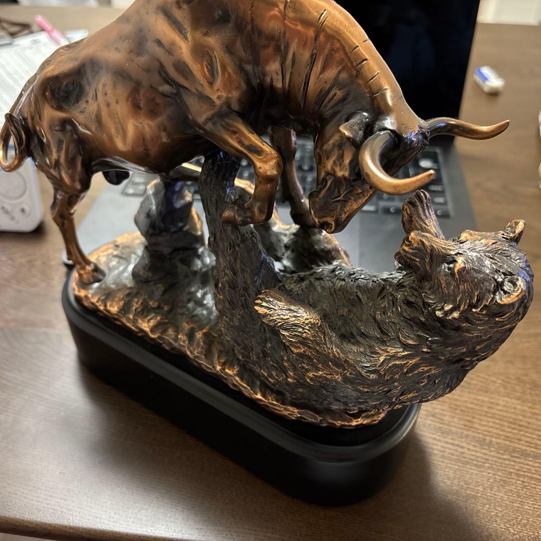 【超貴重品】ブルベア彫刻像 株式投資 米国株 日本株