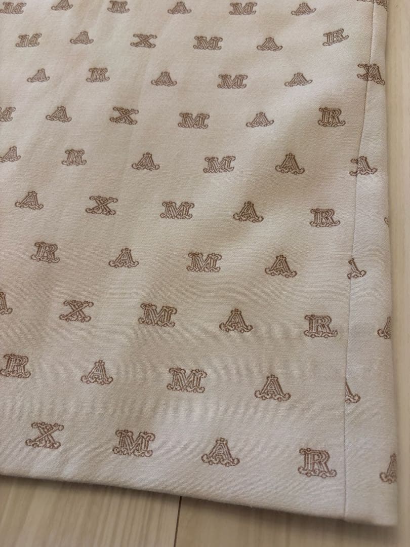 Max Mara マックスマーラ ロゴ スカート