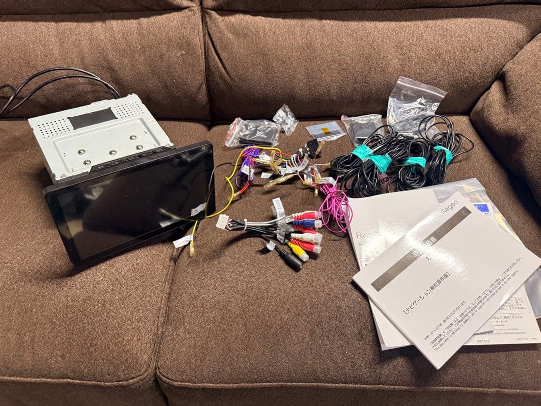 カーナビ Bluetooth フルセグ　az-921