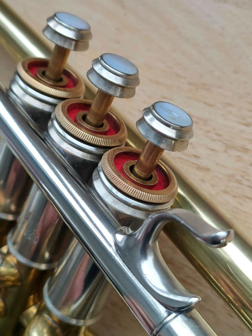 1944 Buescher \"The 400\" TrueTone トランペット