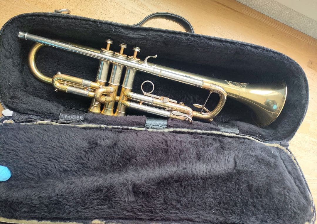 1944 Buescher \"The 400\" TrueTone トランペット