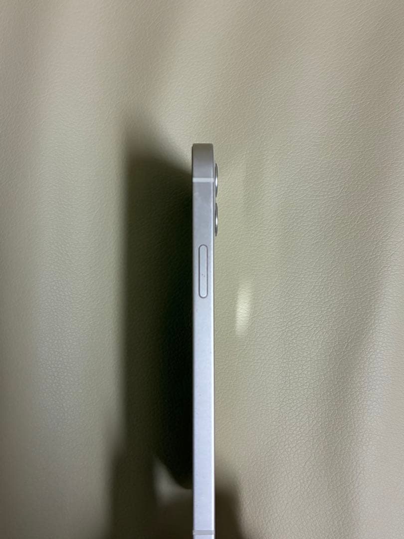 美品 iPhone12 本体 SIMフリー 初期化済み バッテリー91%充電器付