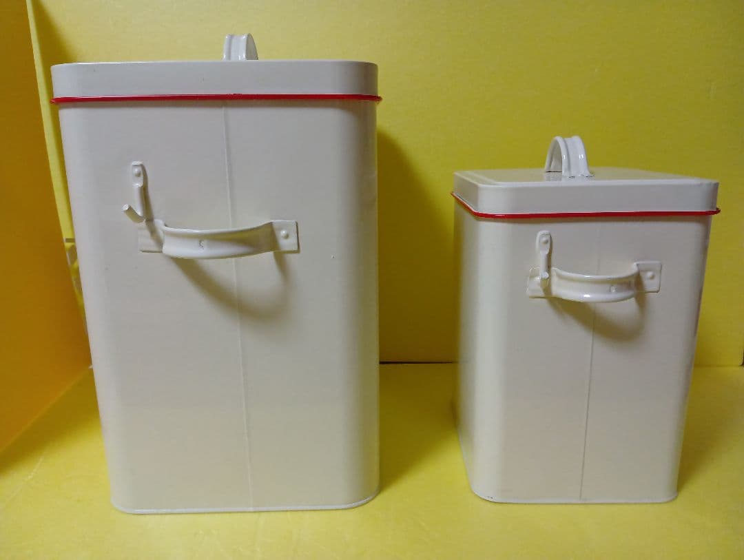 スヌーピー缶　大小2種類セット