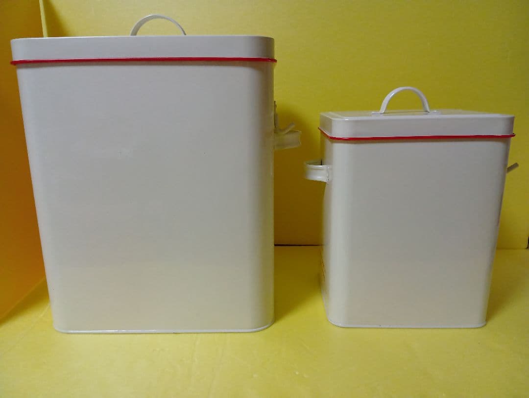 スヌーピー缶　大小2種類セット