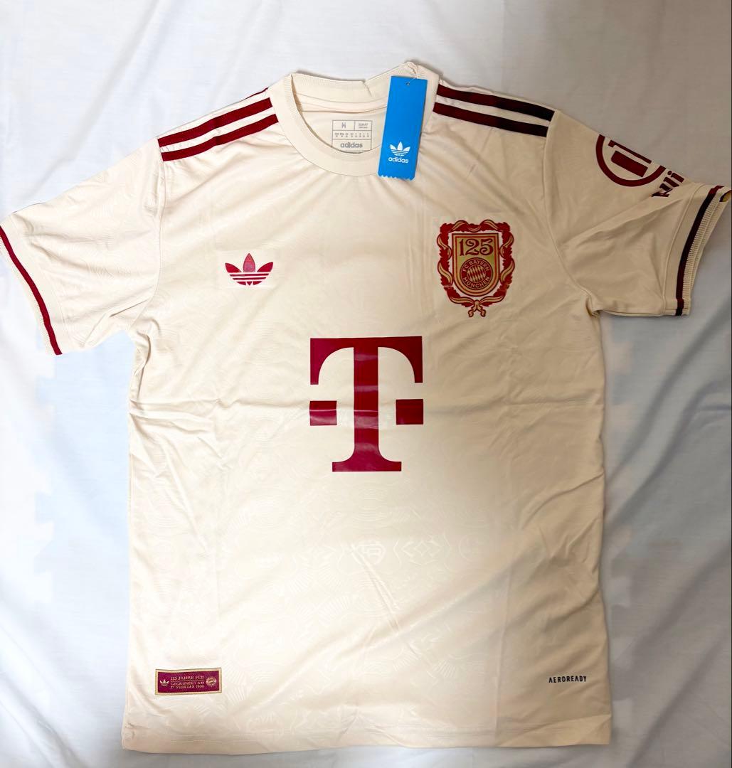 バイエルン 125周年ユニフォーム