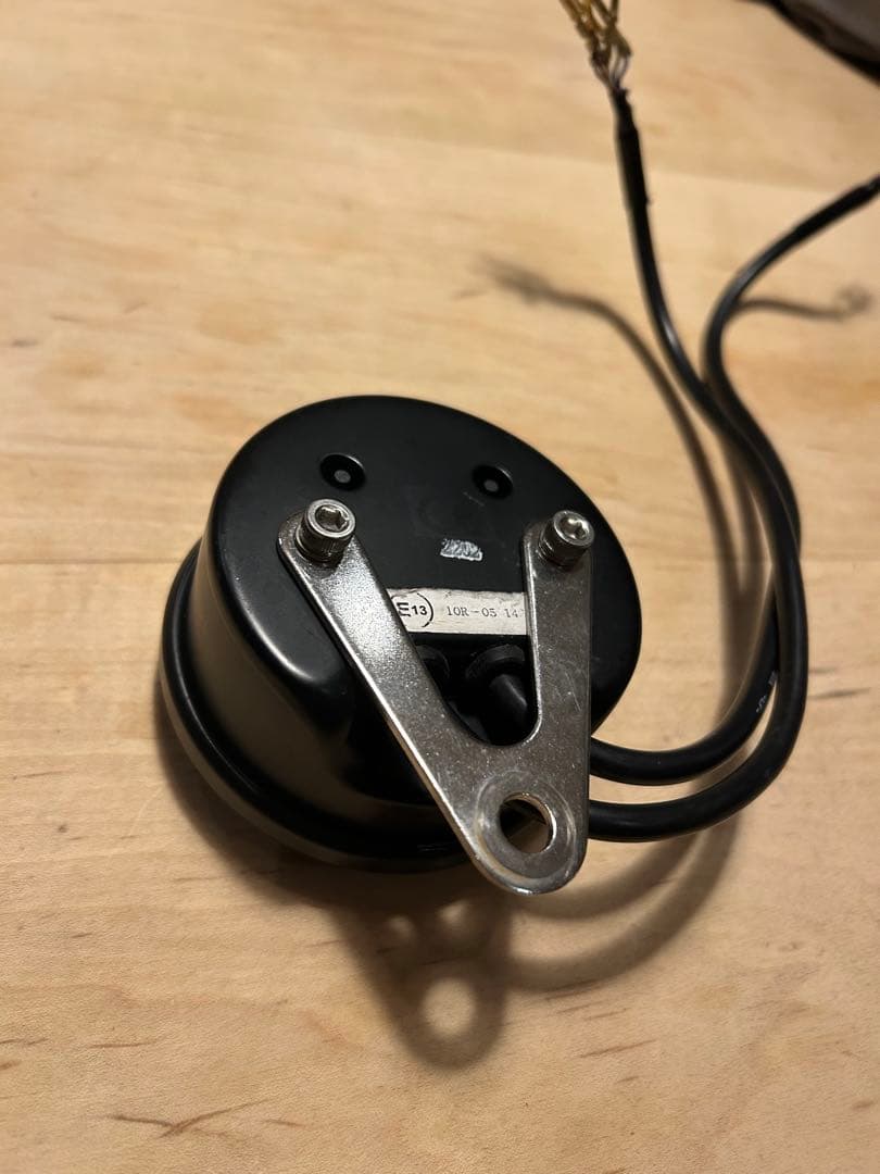 DAYTONA VELONA 電気式スピード&タコメーター　変換アダプター付