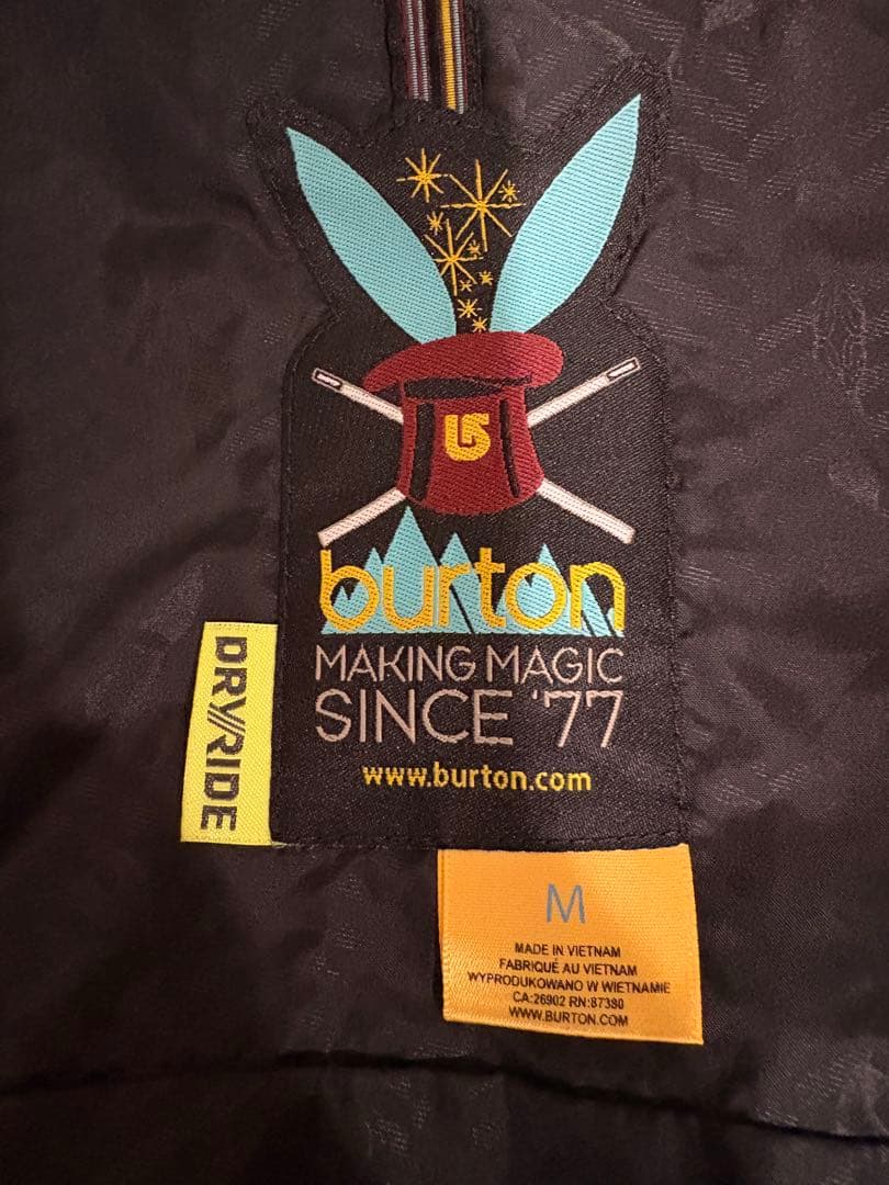 burton レディース スノボーウェア上下 セット おまけで他3点付き