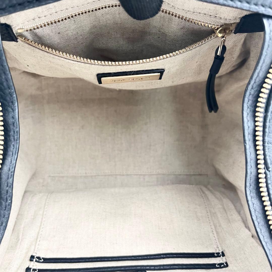 美品✨トリーバーチ 2way ショルダー ハンドバッグ シボ革 ロゴ ブラック