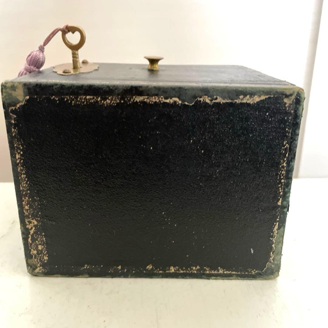 フランスアンティーク宝石箱/黒紙貼り/紫ベルベット