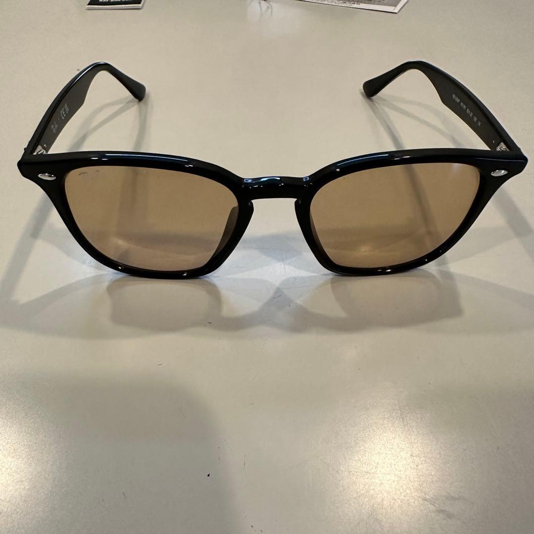 レイバン　RB4258 サングラス　ブラウン　Ray-ban