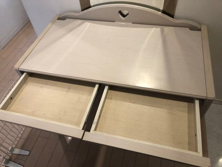 サクラ① 学習机（デスク）オカムラ（okamura）