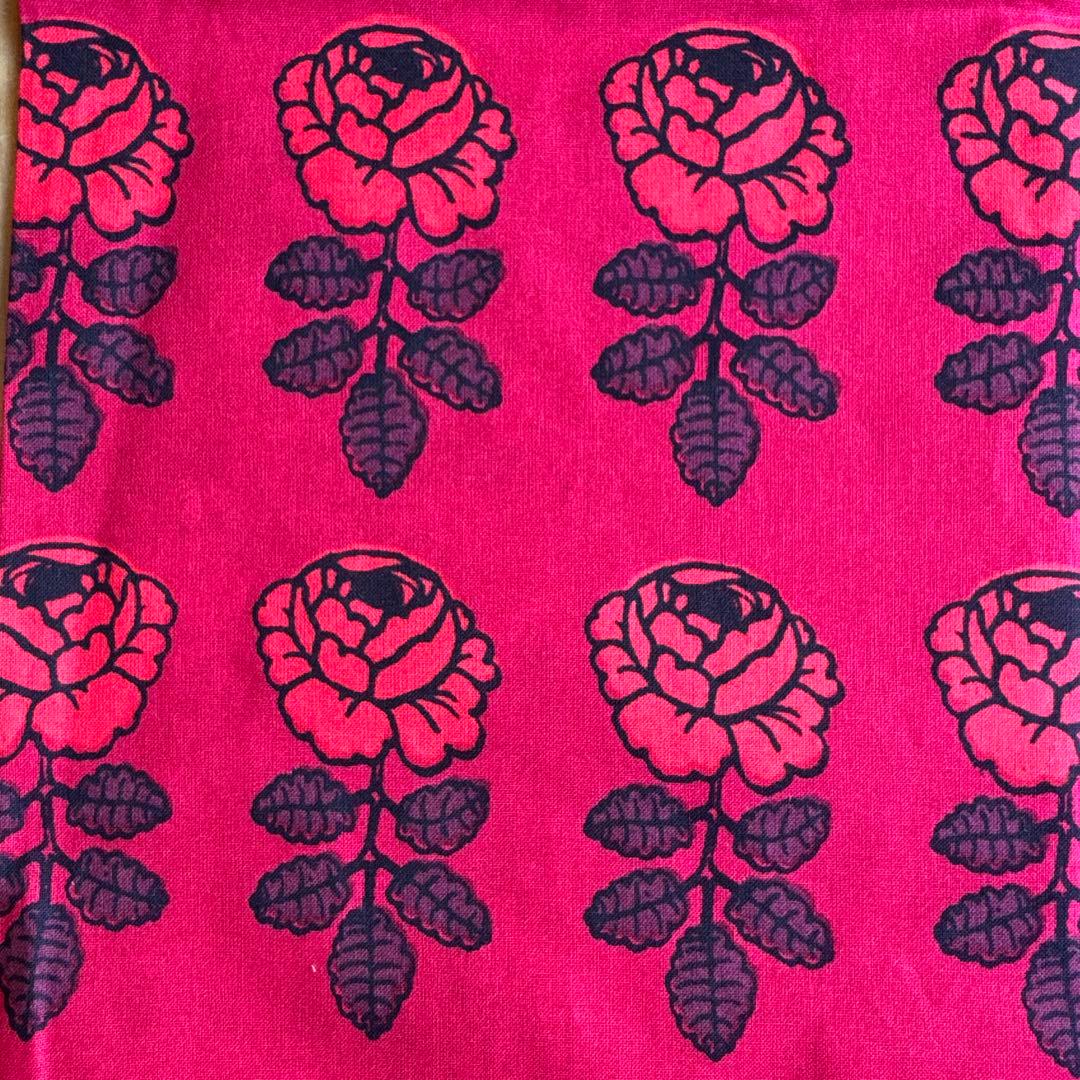 【レア＆新品】marimekko Vihkiruusu トートレッド限定カラー♡