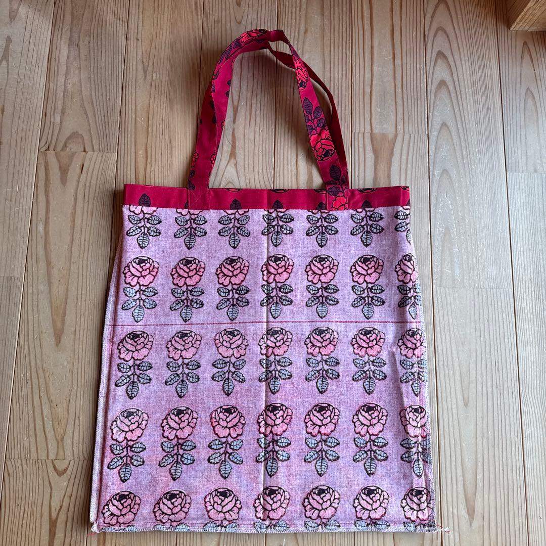 【レア＆新品】marimekko Vihkiruusu トートレッド限定カラー♡