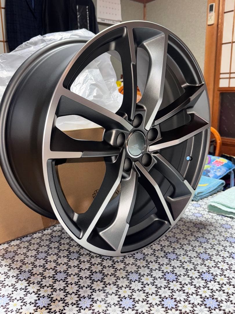 1329 19インチ アロイホイール