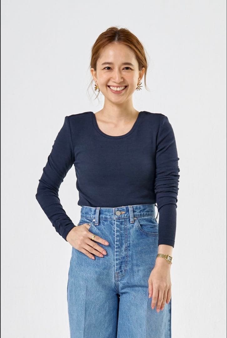 新品未開封 yori バックレスロンTee 肩パッド付き ネイビー 36