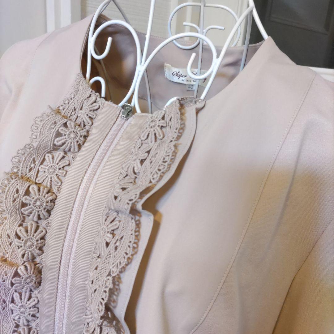 新品タグ無し　スーパービューティー希少42〜44サイズピンクの春秋コート