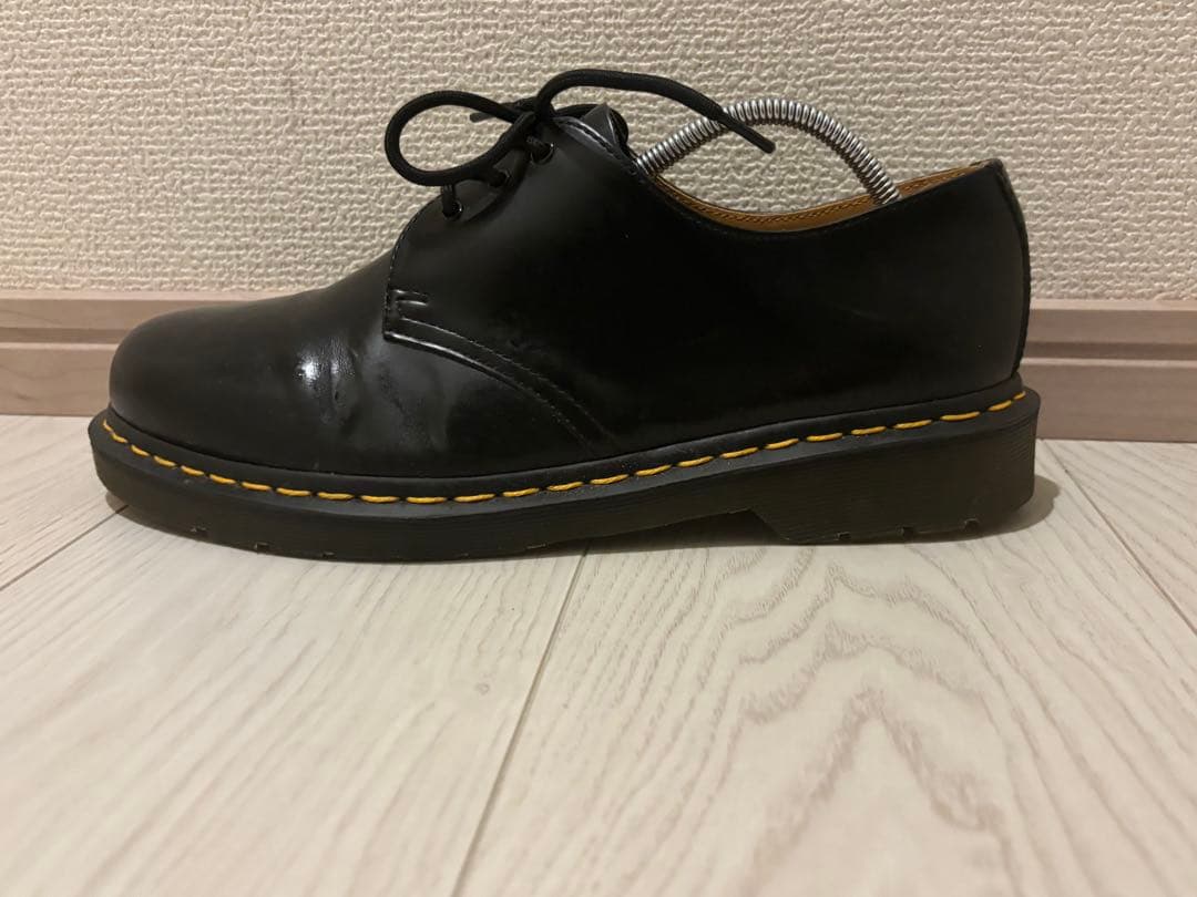 Dr. Martens 3ホールブラックレザー シューズ