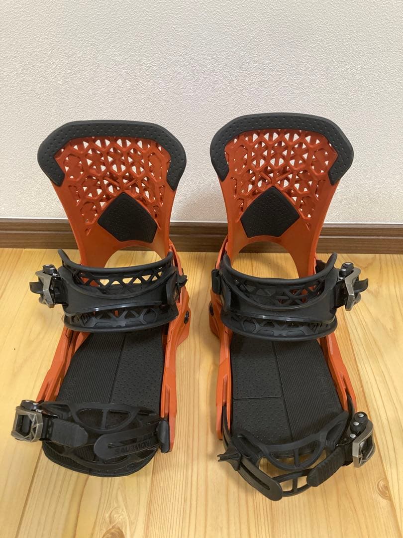 新品未使用 SALOMON HIGHLANDER Sサイズ